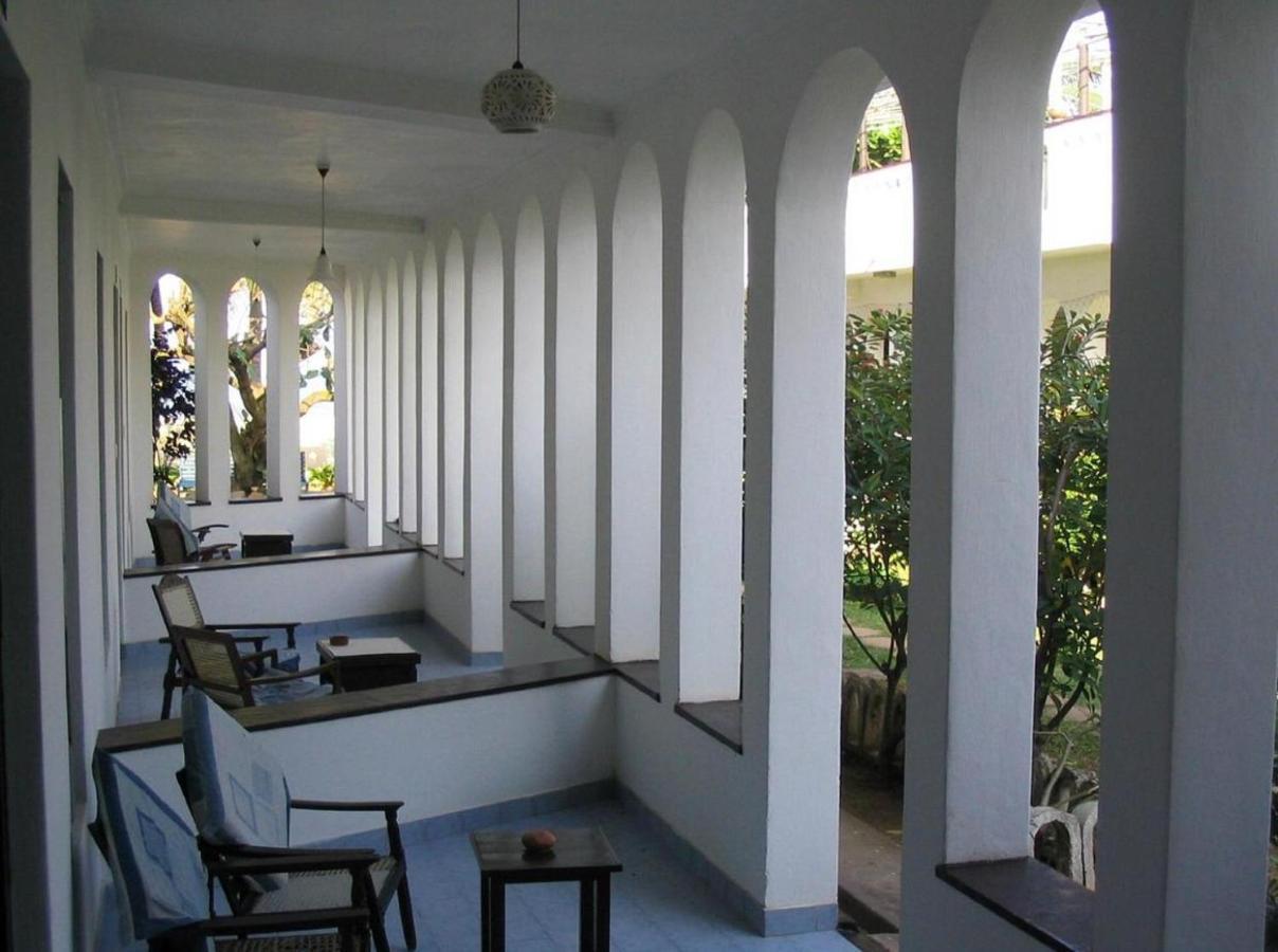 Hotel Silver Sands Negombo Eksteriør billede